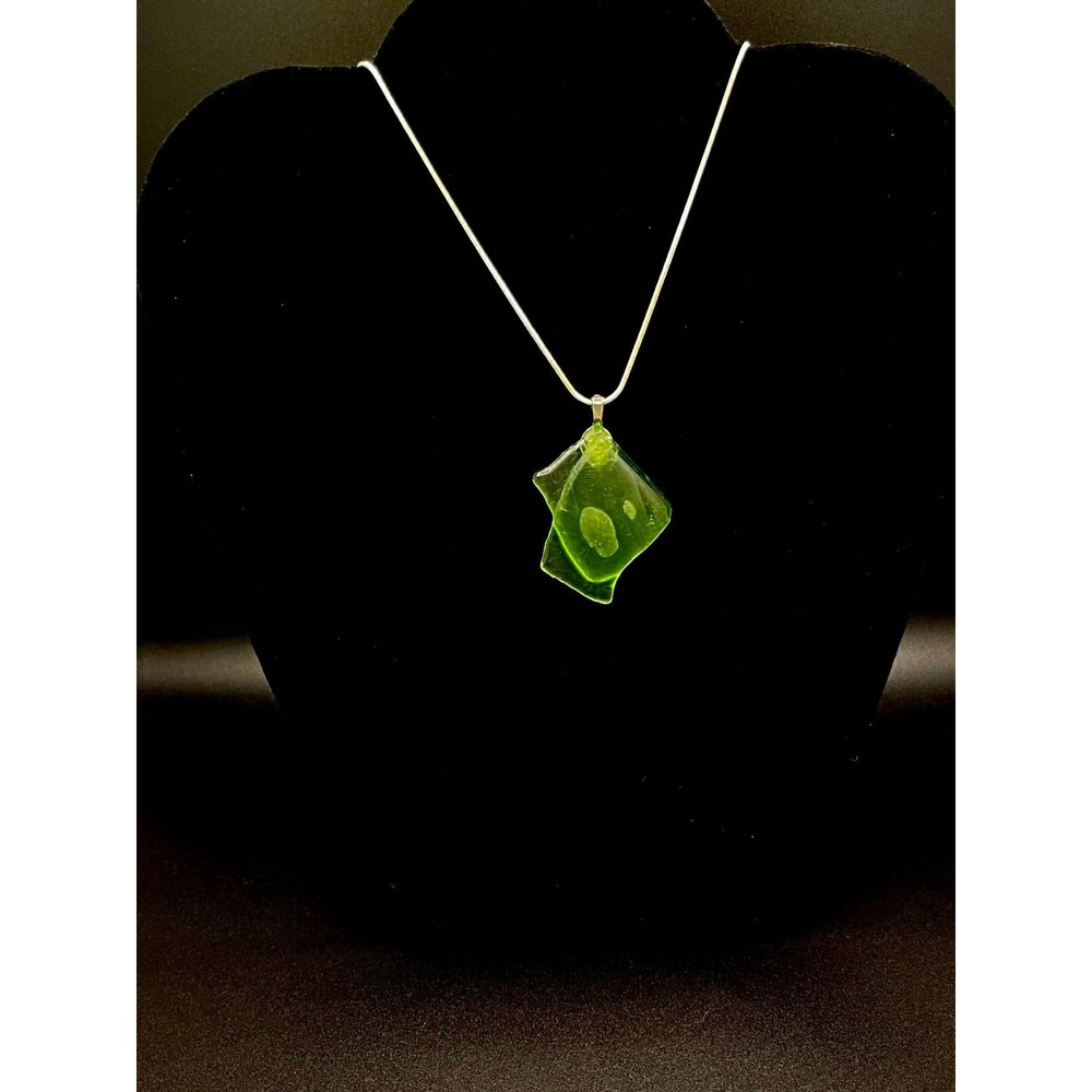 Uranium‎ Glass Pendant Glowing Lime Green UV Reactive Recycled Oddity Collector